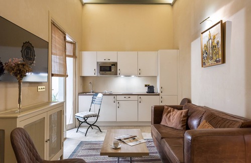 Encarnacion-Regina Apartment | CH Apartments Rooftop Terrace