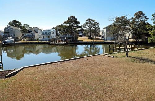 Colington Harbour House | CH103- Beach Retreat