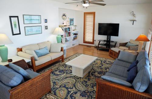 Colington Harbour House | CH207- Rhodoms Harbor
