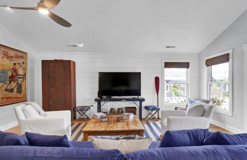 South End House | Chairman of the Boards by Sea Scape Properties