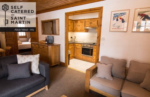Saint-Martin-de-Belleville Apartment | Chalet Alice Velut - Iris | Spacious 2-bedroom apartment sleeping 4/5 people