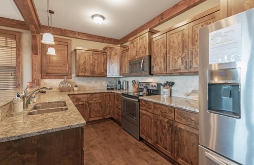 Boone Condo | Chalakee Lodge C412- Mountain View, Gated Resort, Indoor/Outdoor Pools and Hot Tub, Fitness Area,.