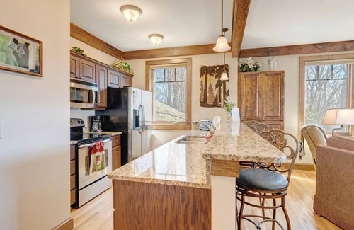 Boone House | Chalakee Lodge CB-1: Gated Resort, Indoor/Outdoor Pools and Hot Tub, Resort Hot Tub, Fitness, Gas.