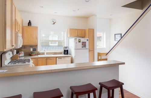 Government Camp Ski Chalet | Chalet 13 at the Official Collins Lake Resort