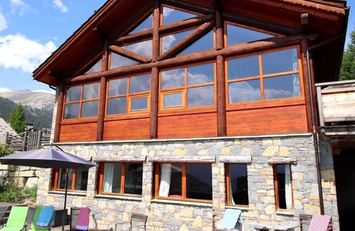 Montgenevre Ski Chalet | CHALET 22 PEOPLE SKI IN SKI OUT SWIMMING POOL JACUZZI SAUNA HAMMAM CINEMA ROOM