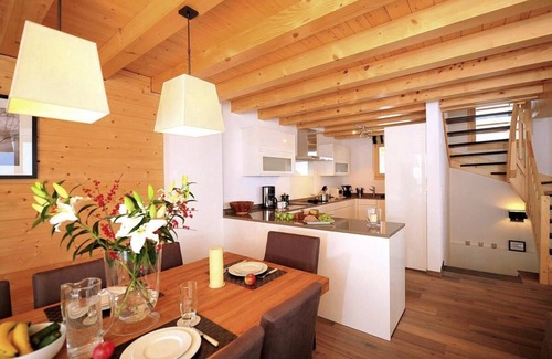 Heremence Ski Chalet | Chalet, 250m from ski slopes, balcony, fireplace or stove, parking, tv, 150m², Thyon