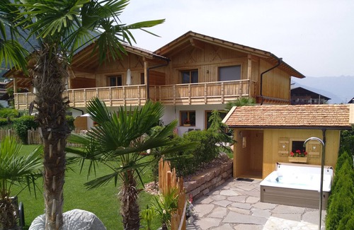 Tesimo Ski Chalet | Chalet '4 55m²' with Mountain View, Shared Pool and Wi-Fi