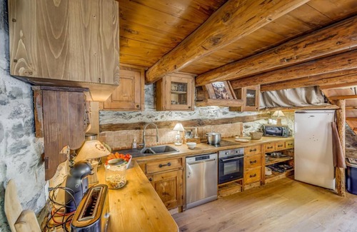 Les Brevieres Ski Chalet | Chalet, 50m from ski slopes, view mountain, terrace, fireplace or stove, tv, ski locker, 130m²