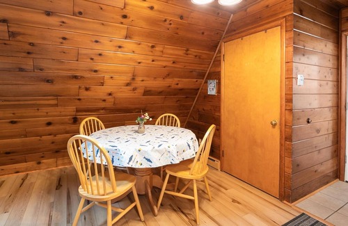 Stevensville Villa | Chalet #98 - Two Bedroom Villa, Sleeps 6