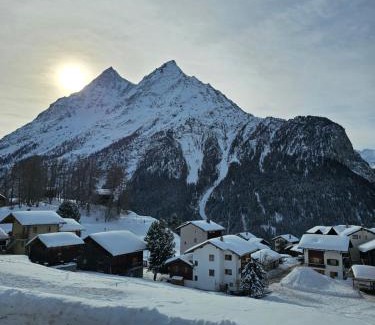 Evolene Ski Chalet | Chalet Alpin vue Dent Blanche