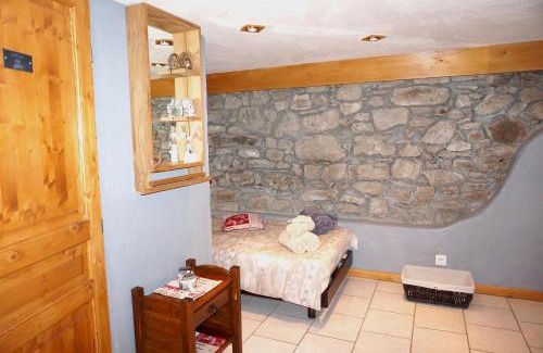 Les Prodains Ski Chalet | Chalet Ancetre