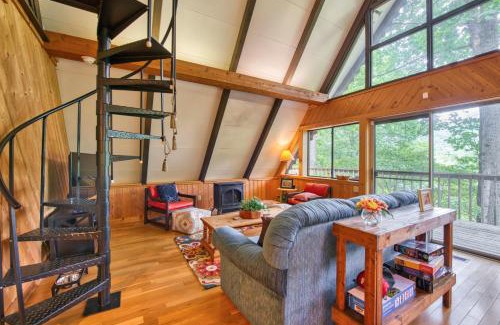 Franklin House | Chalet at Peek's Creek