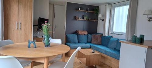 Lauwersoog Ski Chalet | Chalet Aventura 1-6 pers- 3 slaapk- 2 badk- Berging- Inchecken al vanaf 13 uur