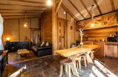Lacanau Ski Chalet | Chalet "Bangli" with Private Terrace and Wi-Fi