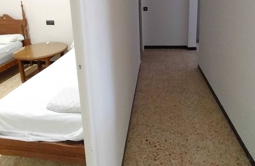 Alcanar Villa | Chalet between MER and MONTAGNE, 4 bedrooms, WIFI and free satellite TV