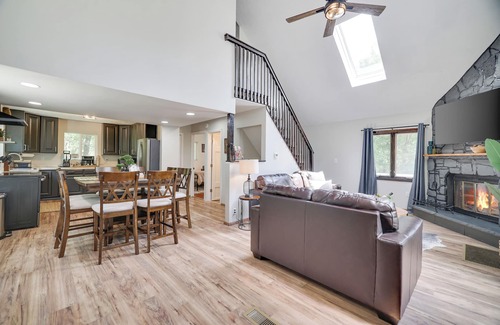 East Stroudsburg Ski Chalet | Chalet by the River: Adventure Awaits
