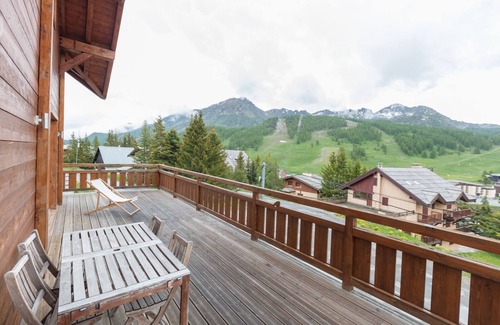 Montgenevre Ski Chalet | Chalet Chaberton, 4 berooms up to 13 guests