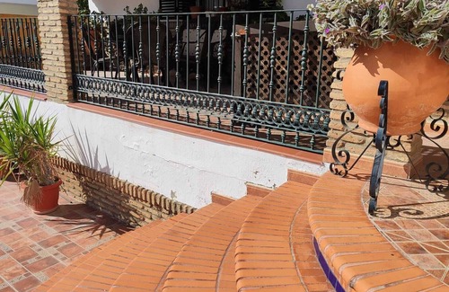 Alcala de Guadaira Ski Chalet | Chalet con Piscina a 10 min de Sevilla