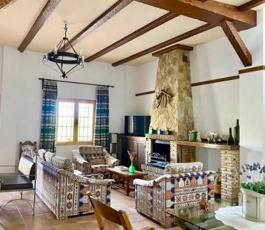 Baena House | Chalet con piscina El Arado