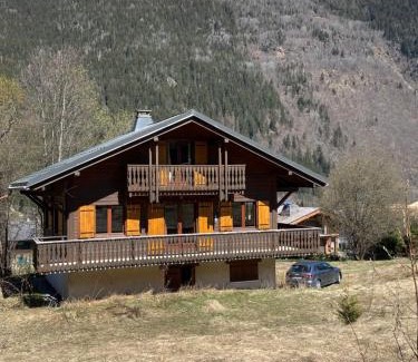 Les Houches Ski Chalet | Chalet cosy au pied du Mont Blanc