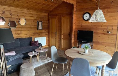 Mesnil Sous Les Cotes Ski Chalet | Chalet cosy, cadre apaisant