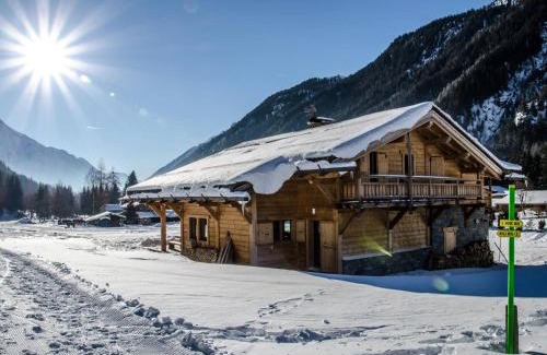 Chamonix-Mont-Blanc Ski Chalet | Chalet d'exception à Chamonix avec sauna, cheminée et proximité des pistes skiables - FR-1-343-181