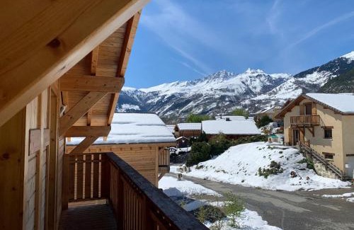 Seez Bed & Breakfast | Chalet Danielle