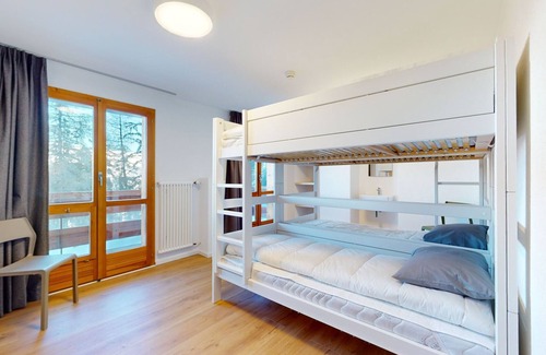 Les Mayens-de-Sion Bed & Breakfast | Chalet de l'Ours AUTHENTIC Etage Penthes 14 pers