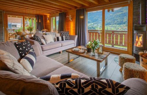 Saint-Jean-dʼAulps Ski Chalet | Chalet de Nantaux - OVO Network