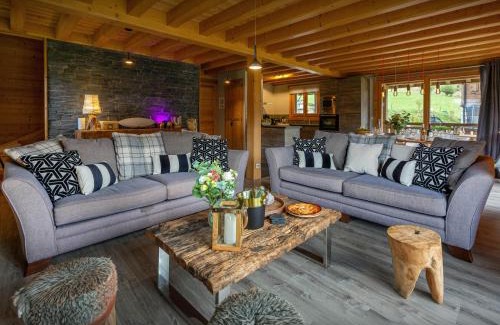 Saint-Jean-dʼAulps Ski Chalet | Chalet de Nantaux - OVO Network
