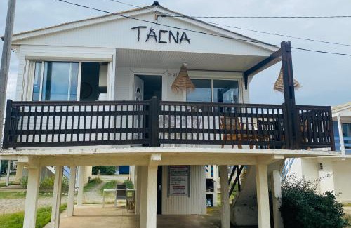 Gruissan Plage Ski Chalet | Chalet de plage, authentique !