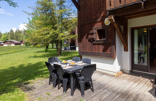 Samoens Ski Chalet | Chalet 'Demi 6 Pers - Immoclean' with Mountain View, Shared Pool and Private Terrace