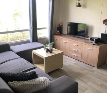 Veere Ski Chalet | Chalet dijkzicht