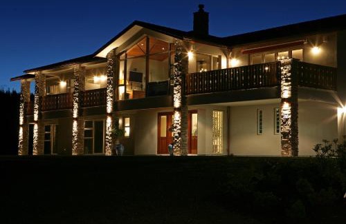 Acacia Bay Cabin | Chalet Eiger