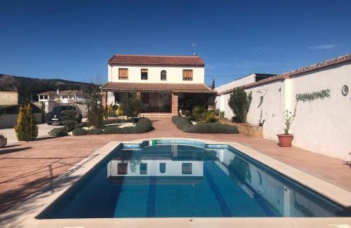 Arenas del Rey House | Chalet Embalse Bermejales