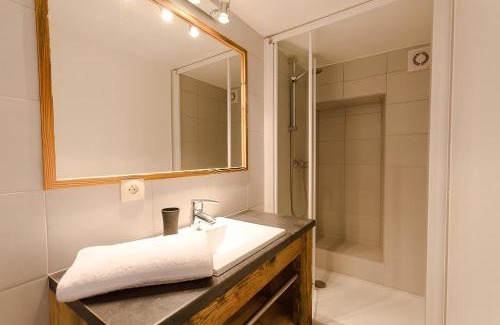 Les Eucherts Ski Chalet | Chalet Epilobe - au pied des pistes - vue exceptionnelle