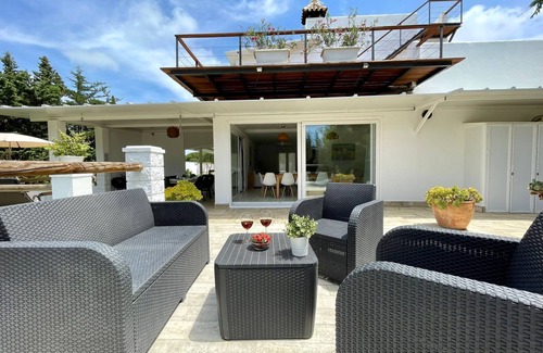 Chiclana de la Frontera Ski Chalet | Chalet El Molino, with pool and chill-out