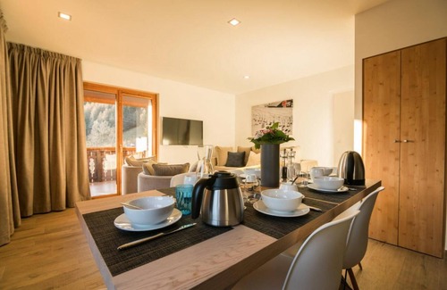 Praz-sur-Arly Ski Chalet | Chalet, fitness, sauna, hammam, terrace, parking, tv, ski locker, 65m², Praz sur Arly