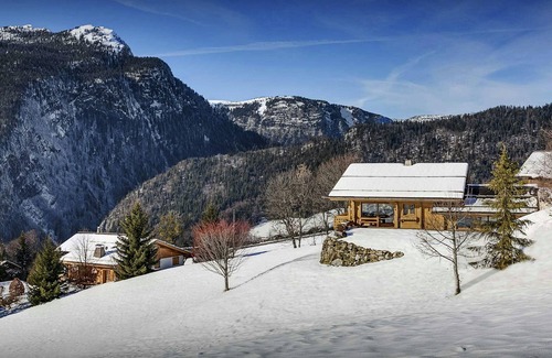Saint-Jean-de-Sixt Ski Chalet | Chalet Flocon Magique - alpine holiday for 12 with swim spa - OVO Network