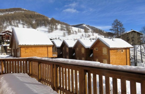 Allos Ski Chalet | CHALET