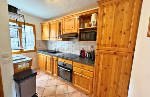 Saint-Martin-de-Belleville Ski Chalet | Chalet 5 pièces, 8 pers, au coeur de St Martin de Belleville, proche pistes et commodités - FR-1-452-65