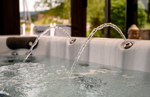 Saint-Maurice-sur-Moselle Ski Chalet | Chalet le Brusyna avec jacuzzi