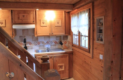 Passy Ski Chalet | Chalet-Grenier-Mobility bath-Mountain view