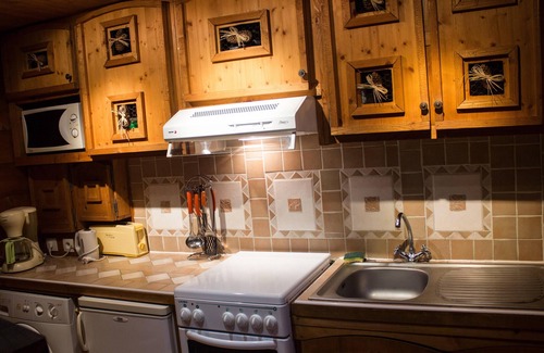 Passy Ski Chalet | Chalet-Grenier-Mobility bath-Mountain view