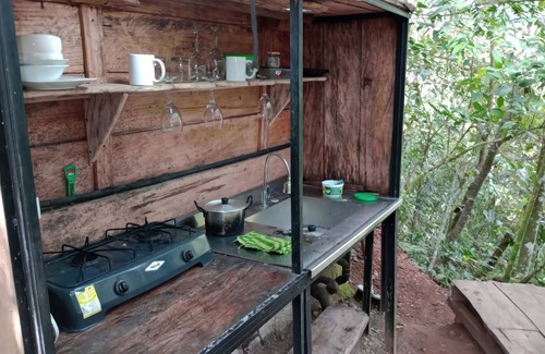 El Carmen de Viboral Cabin | Chalet HIDDEN Access to the Rio Cristalino/Fireplace/Hammocks