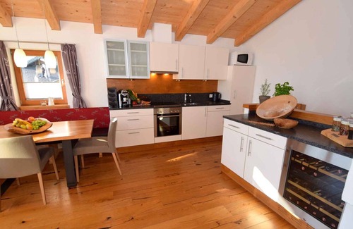 Emberg House | Chalet in a former mill right on the slopes