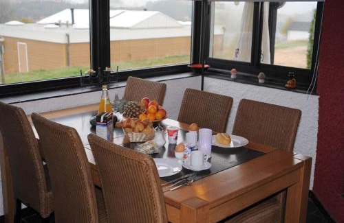 Ferienhausgebiet Hillenseifen House | Chalet in Gerolstein forest holiday park