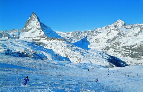 Heremence Ski Chalet | Chalet in Heremence with Stunning Alpine Views