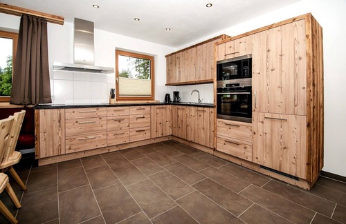 Hollersbach im Pinzgau Ski Chalet | Chalet in Jochberg with Sauna & Mountain Views