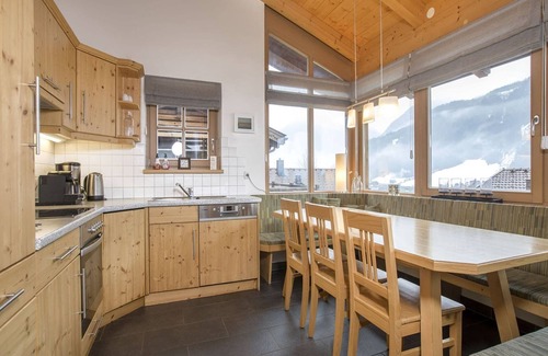 Wald im Pinzgau Ski Chalet | Chalet in Königsleiten near Zillertal Ski Area